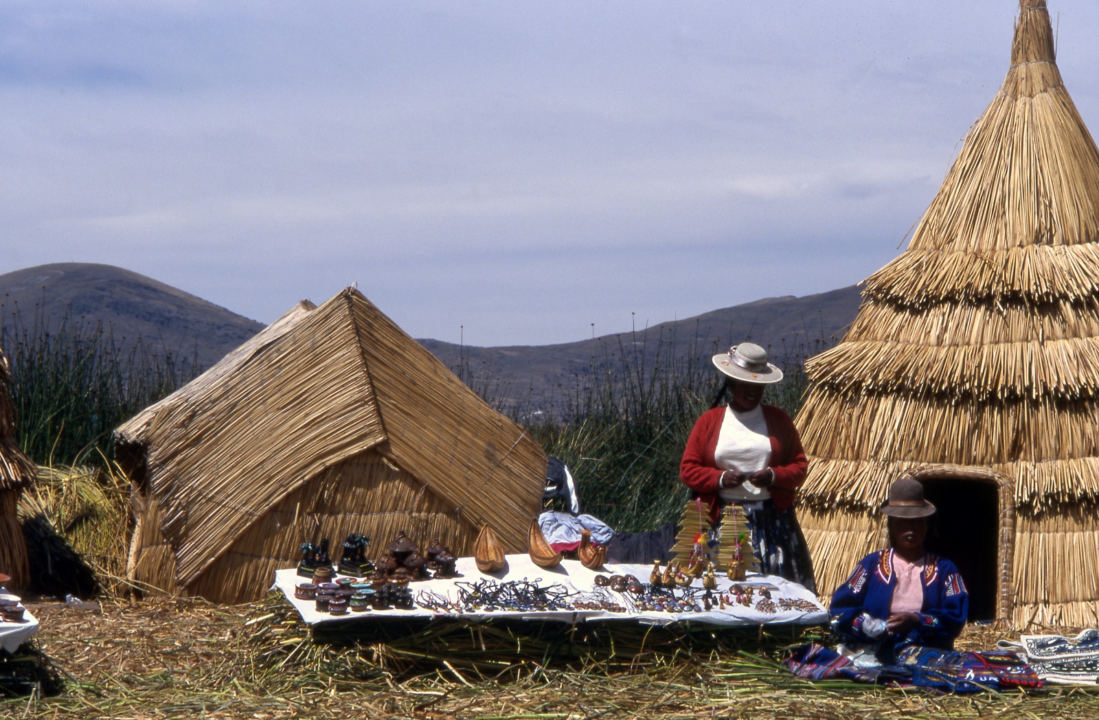 Titikaka lake, Uros